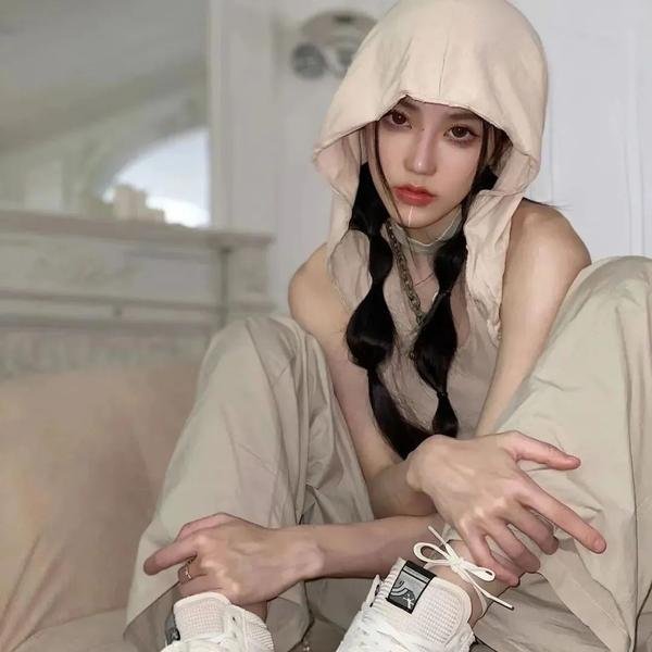 莱斯莉·琼斯：时间机器